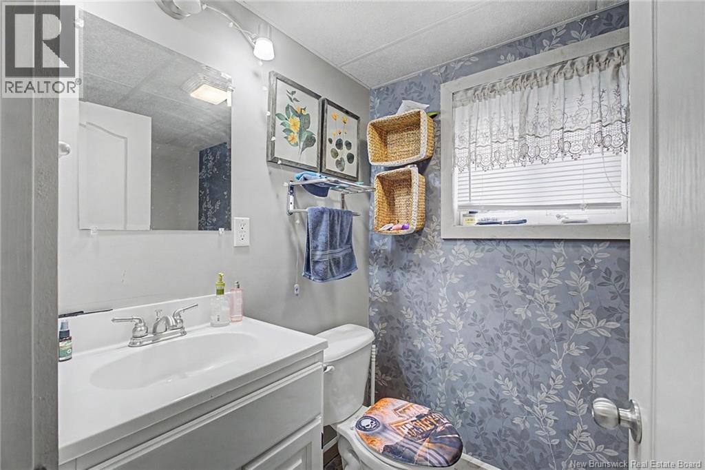 15 Brentwood Drive - 34