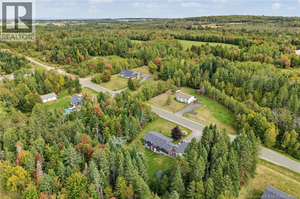 15 Brentwood Drive - 46