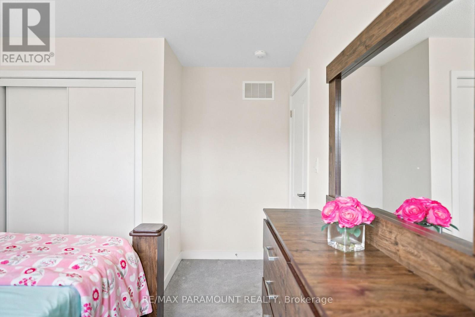 110 SUNFLOWER CRESCENT - 21