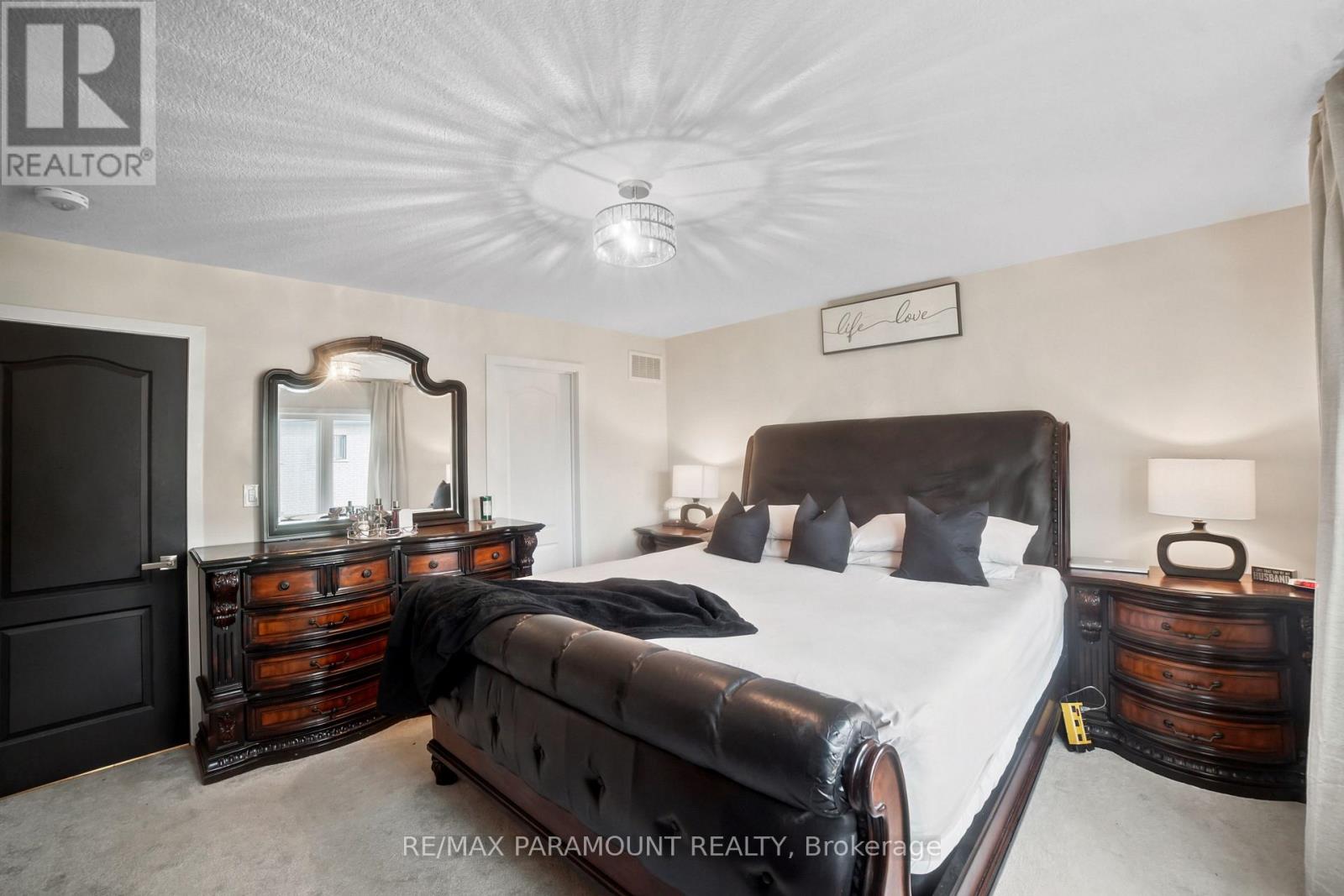 110 SUNFLOWER CRESCENT - Image 24