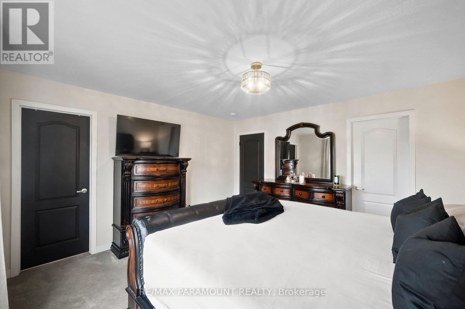 110 SUNFLOWER CRESCENT - Image 26