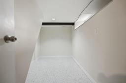 703 Lorette Avenue, Winnipeg, MB R3M1T7 Photo 23