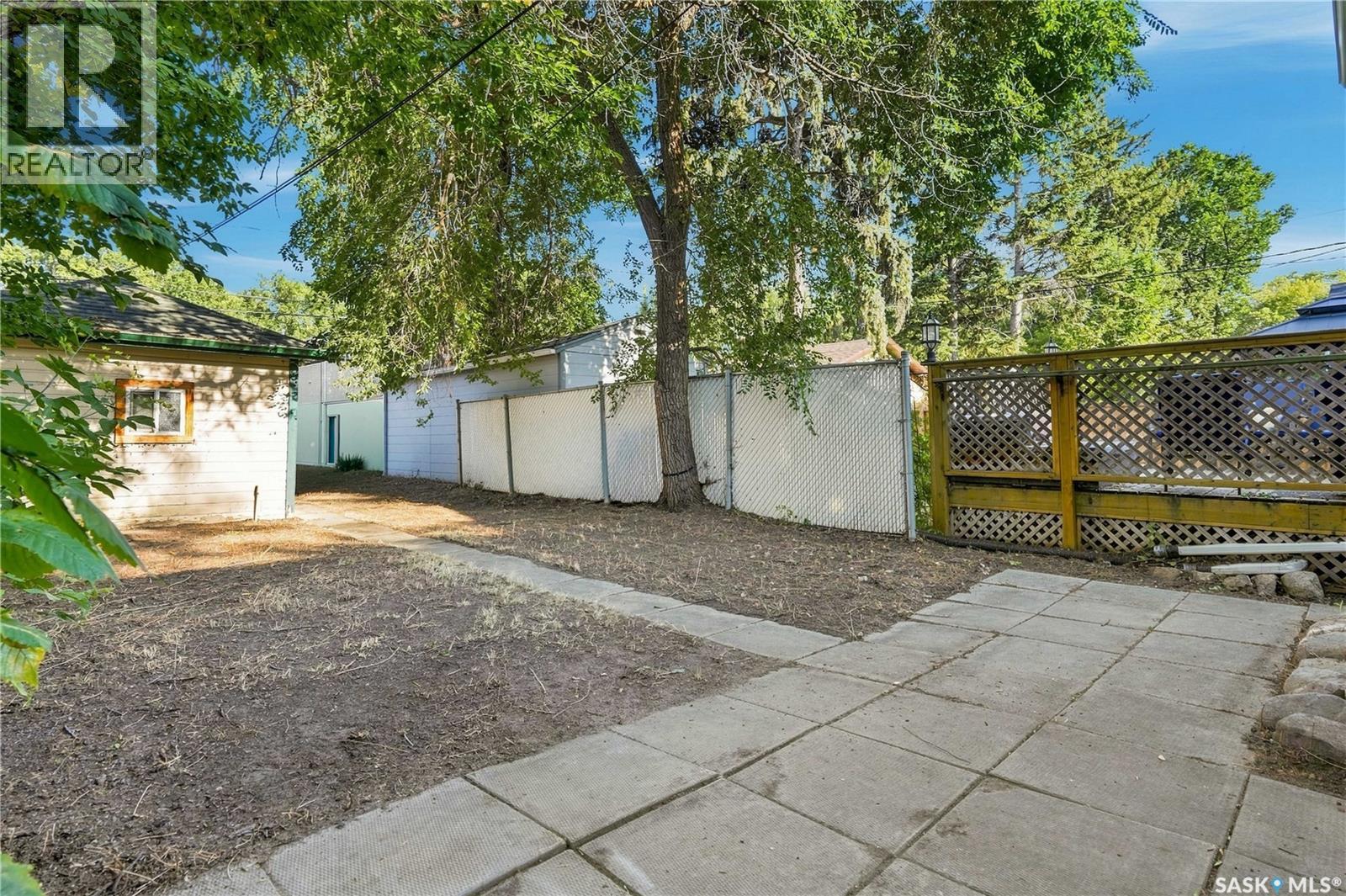 2229 Garnet STREET - 22