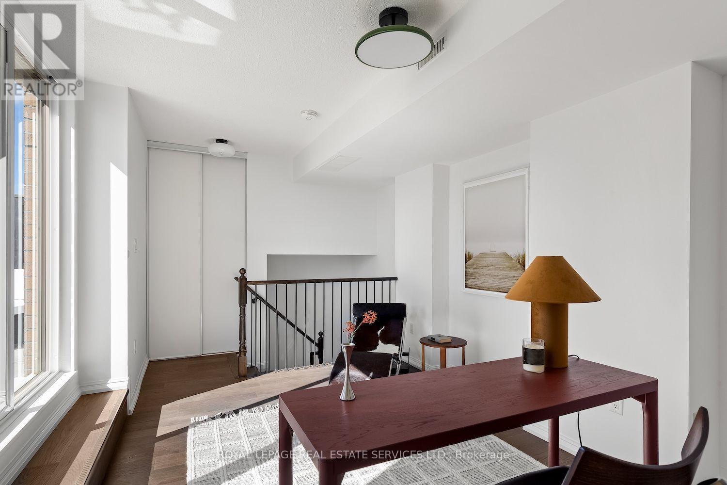 #227 7 FOUNDRY AVENUE - Image 28