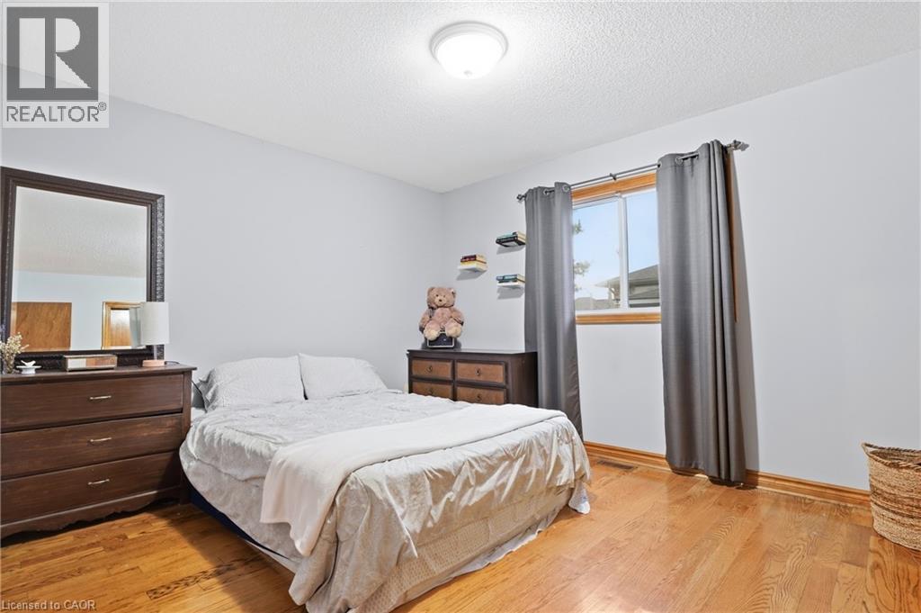 76 MADEIRA Crescent - 39