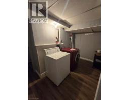 409 Castlegrove Place Unit# Room 3, London, ON N6G1L1 Photo 9