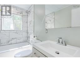 2 Minas Street, Kentville, NS B4N2N8 Photo 18