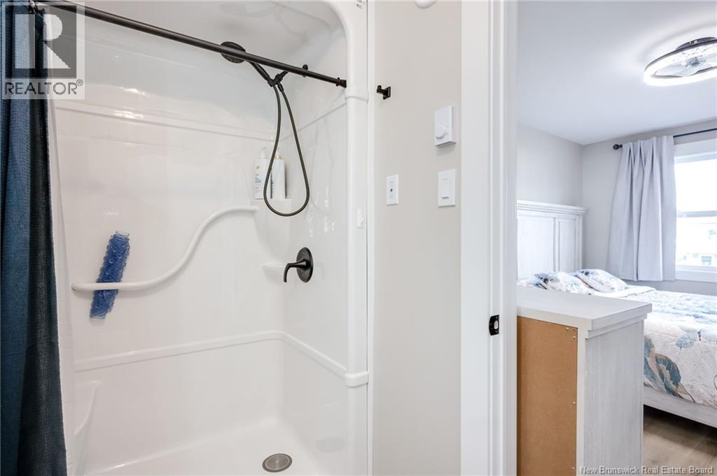 143 Arlington Crescent - 28