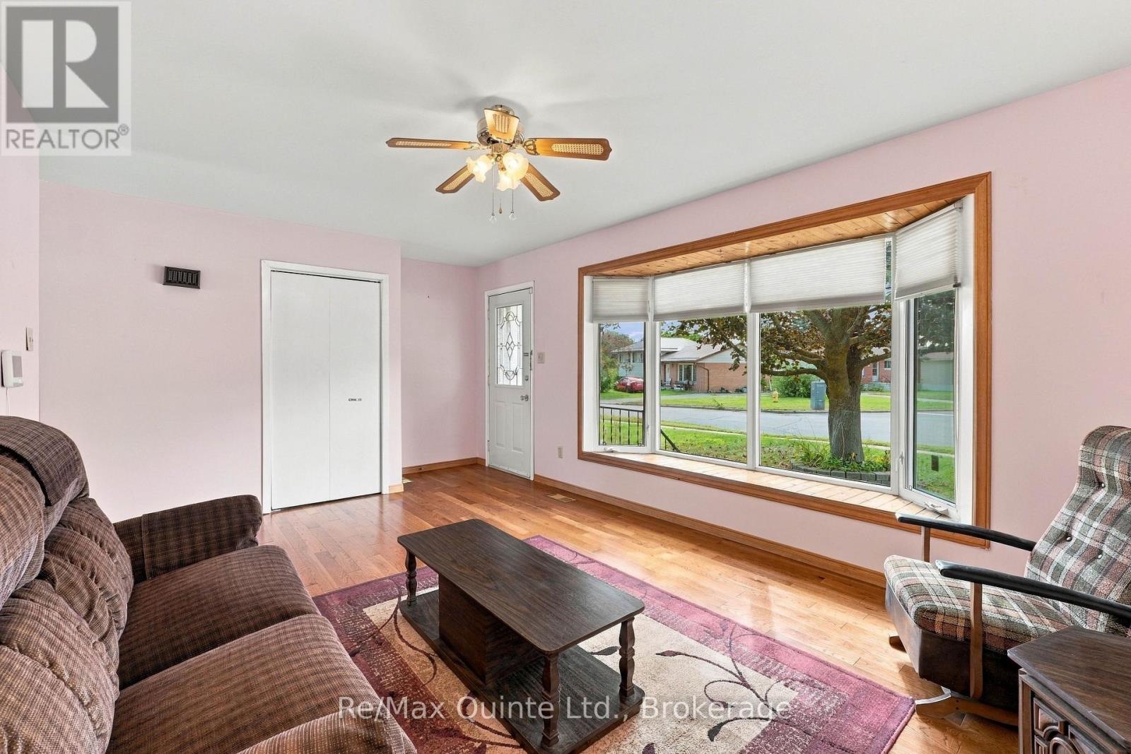 237 BYRON STREET - Image 4