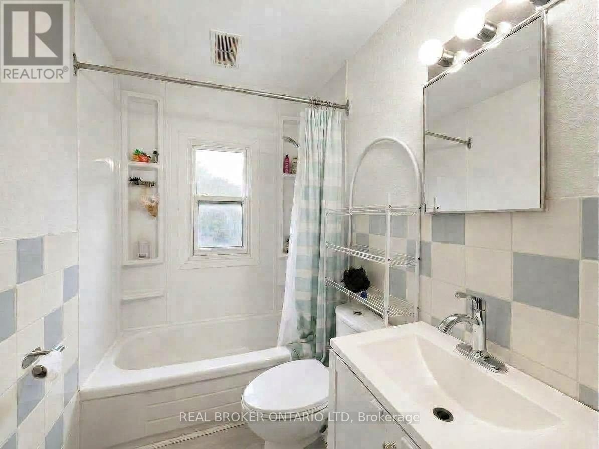563 SOUTH STREET S - Image 19