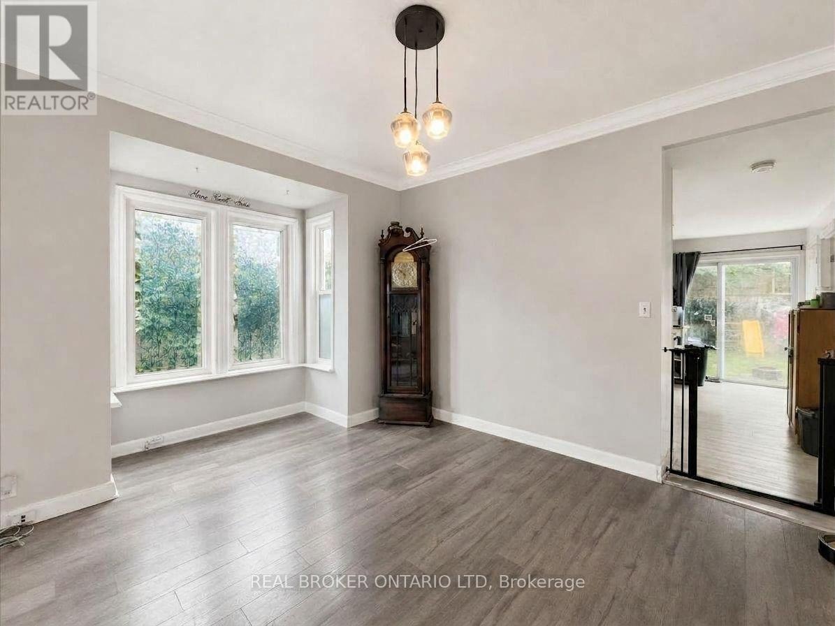 563 SOUTH STREET S - Image 6