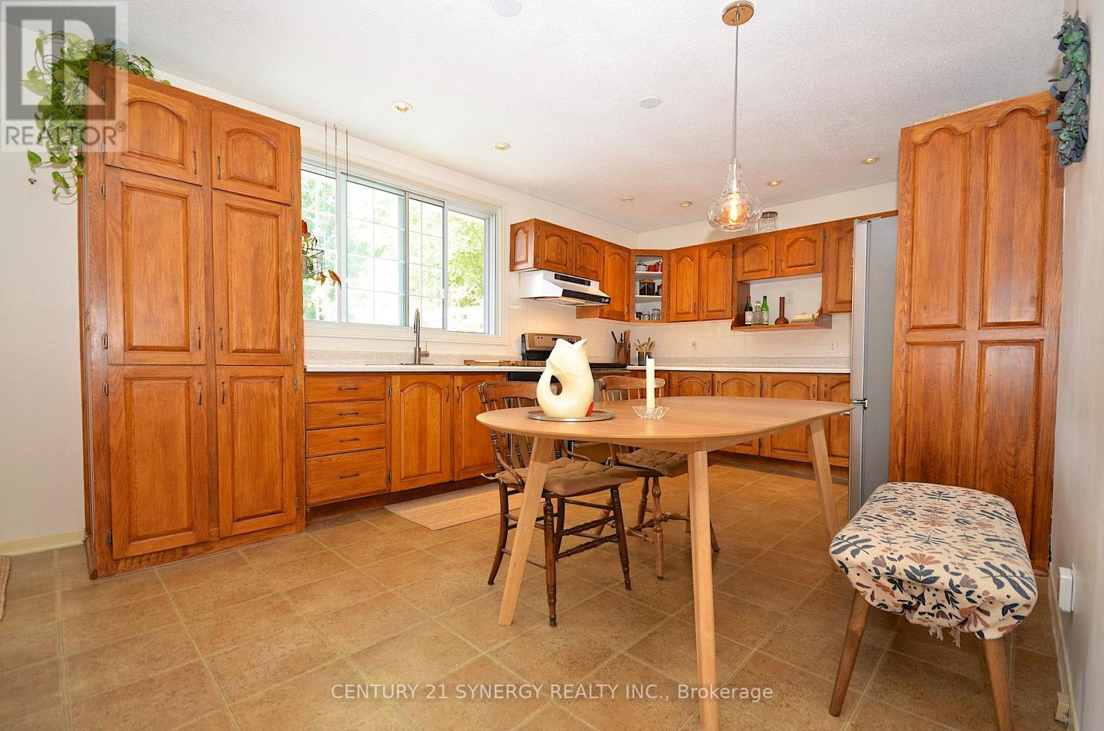 164 ACADIE COURT - 9
