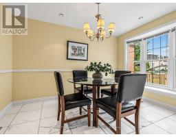 Family room - 11 Doubletree Road, Toronto, ON M2J3Z3 Photo 12