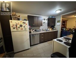 Bedroom 3 - 28 Tara Crescent, Thorold, ON L2V4M1 Photo 6