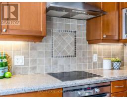 32 Highbrook Drive, Toronto, ON M1P3L3 Photo 13