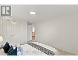Bedroom 2 - 56 Ingleborough Court, Markham, ON L3R8M4 Photo 16