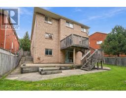 56 Ingleborough Court, Markham, ON L3R8M4 Photo 32