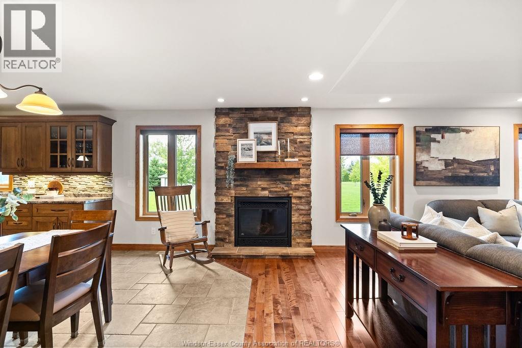 1352 Tecumseh Rd - 10