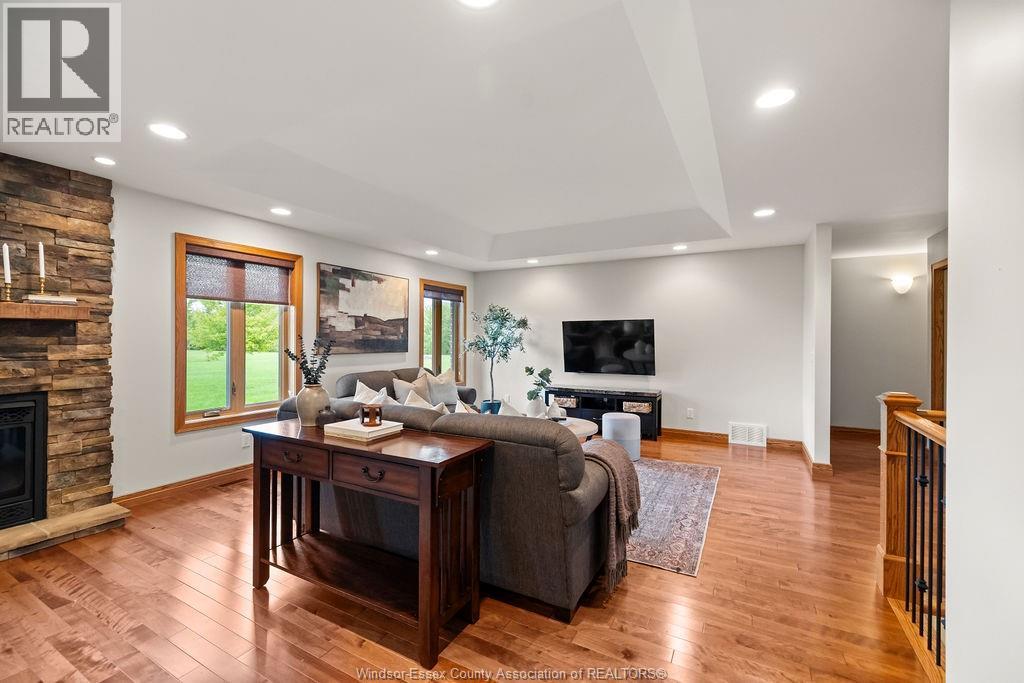 1352 Tecumseh Rd - 13