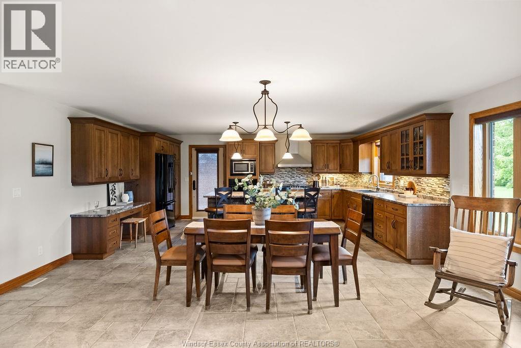 1352 Tecumseh Rd - 15