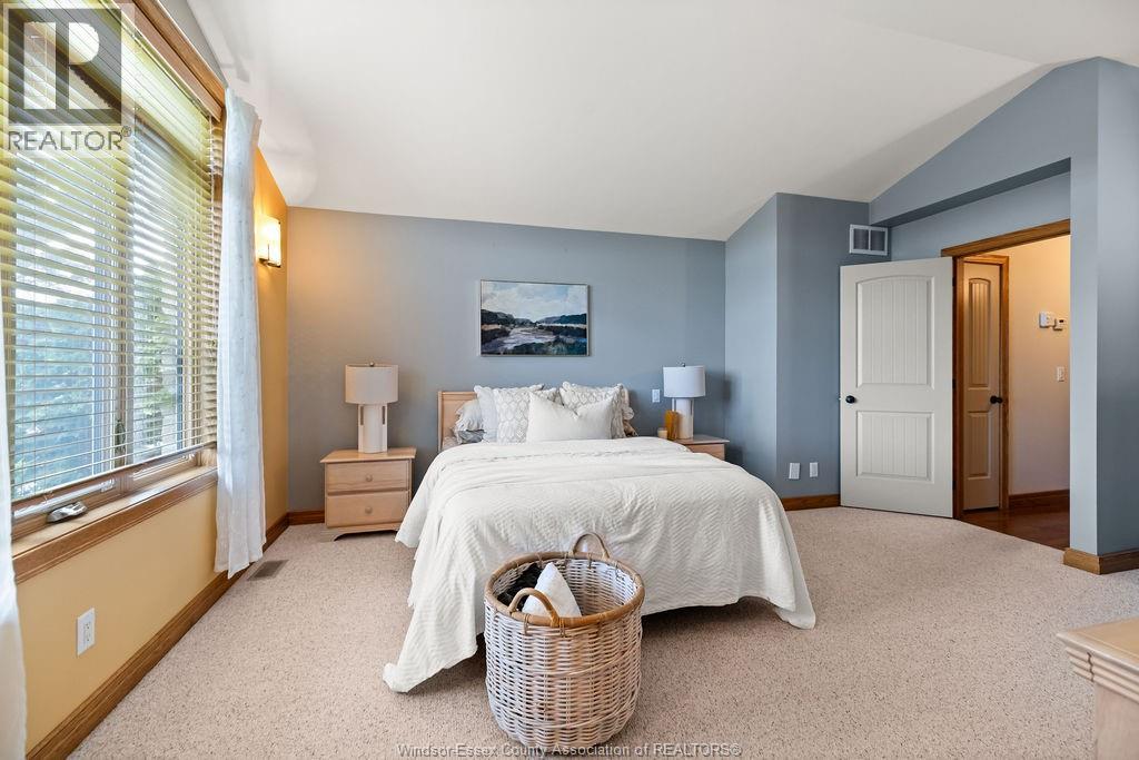 1352 Tecumseh Rd - 21