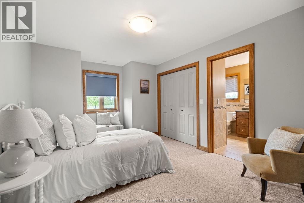 1352 Tecumseh Rd - 24