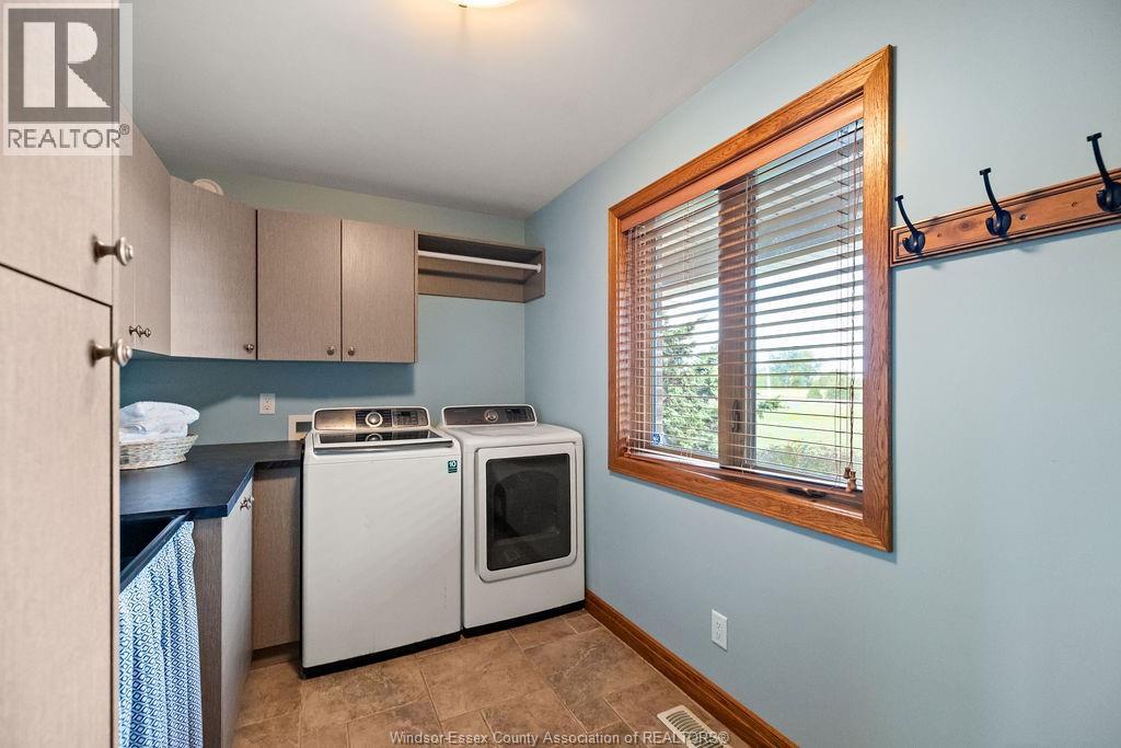 1352 Tecumseh Rd - 28