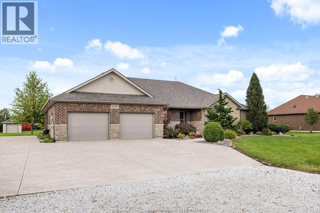 1352 Tecumseh Rd - 3