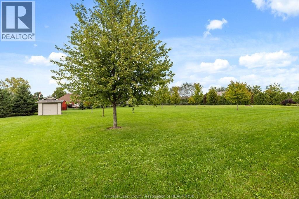 1352 Tecumseh Rd - 42