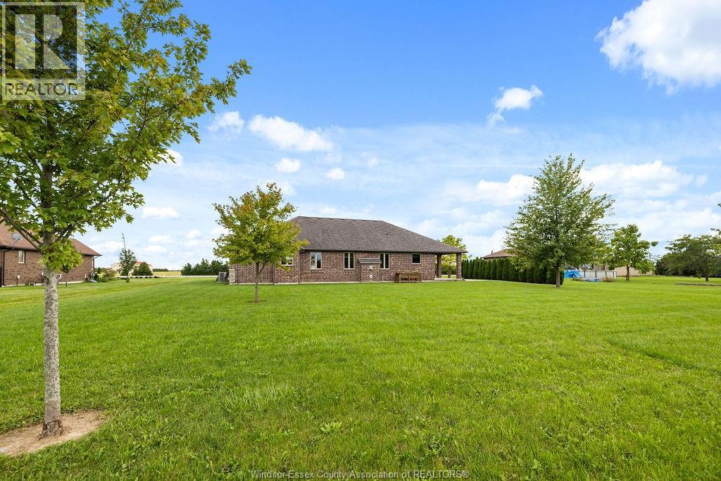 1352 Tecumseh Rd - 44