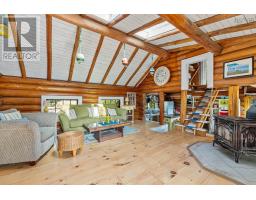 Foyer - 79 Lakeview Avenue, Walden, NS B0J2E0 Photo 6