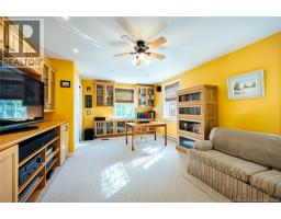 560 Squires Street, Fredericton, NB E3B3V4 Photo 18
