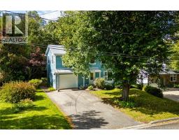 560 Squires Street, photo 3
