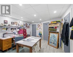 3 Brookside Road thumbnail 36