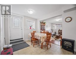 28 Westport Drive thumbnail 16