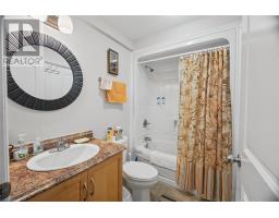28 Westport Drive thumbnail 21
