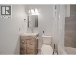 Bedroom - 74 Cathcart Street, Hamilton, ON L8R1M5 Photo 15
