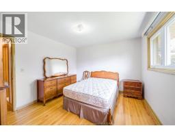 2506 Longfellow Avenue, Windsor, ON N9E2K9 Photo 18