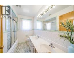 2506 Longfellow Avenue, Windsor, ON N9E2K9 Photo 22