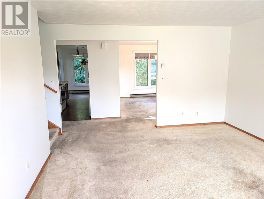 587 Jupiter Court - Image 23
