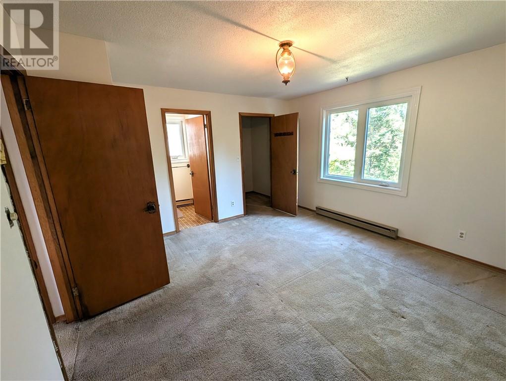 587 Jupiter Court - Image 30
