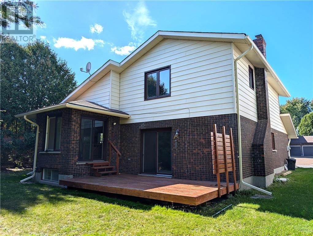 587 Jupiter Court - 7