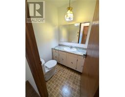 Kitchen - 587 Jupiter Court, Sudbury, ON P3E5N1 Photo 14