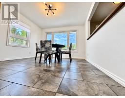Foyer - 799 Kamiskotia Road, Timmins, ON P4N7C3 Photo 11