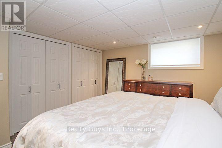 2106 SPRINGWOOD ROAD - 37