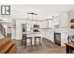 Kitchen - 32 Rochefort Street, Dieppe, NB E1A6S4 Photo 10