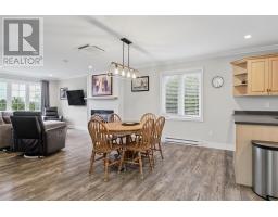 161 Lanark Drive thumbnail 10