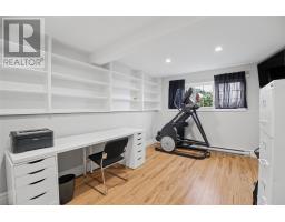 161 Lanark Drive thumbnail 29