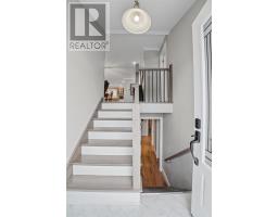 161 Lanark Drive thumbnail 4