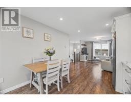 6 Timber Place thumbnail 3